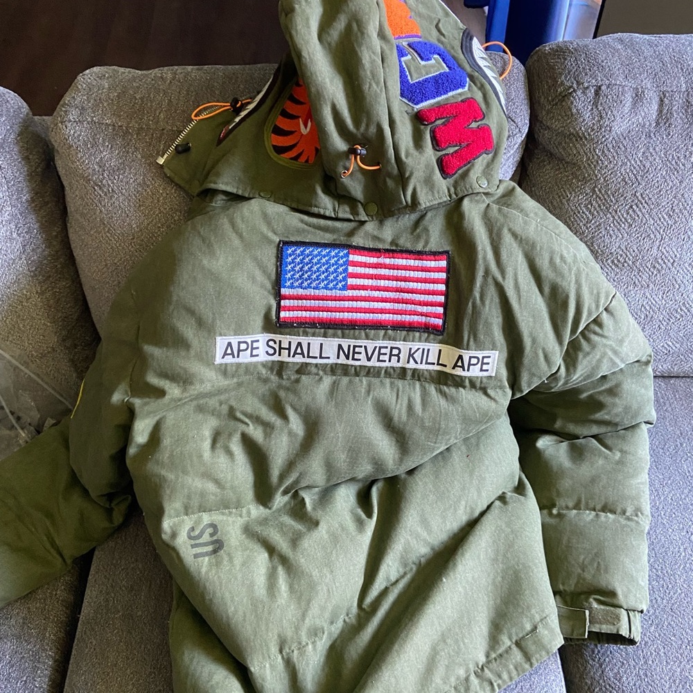 Bape jacket - Picture 5 of 5
